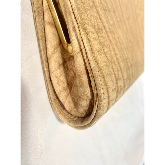 1980’s AFRICAN BUFFALO Skin Leather Tan CLUTCH w/ Gold Tone Hardware *Small Dent - Picture 5 of 7